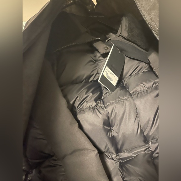 *SOLD* CANADA GOOSE Altona Parka - Picture 12 of 16